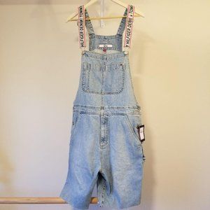Tommy Hilfiger Overall Shorts. Demin. Size XL